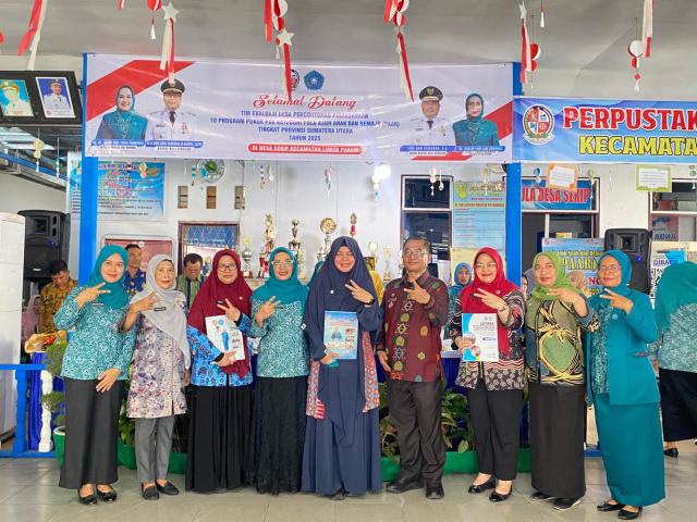Desa Sekip, Kecamatan Lubukpakam, dinilai Tim Evaluasi Desa/Kelurahan Percontohan Pelaksanaan 10 Program Pokok Pemberdayaan Kesejahteraan Keluarga (PKK) Kategori Pola Asuh Anak dan Remaja (PAAR) Tingkat Provinsi Sumatera Utara (Sumut) Tahun 2025