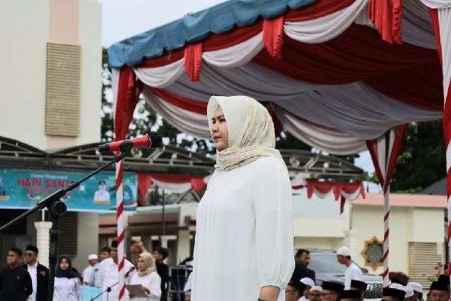 Peringatan hari santri di Madina