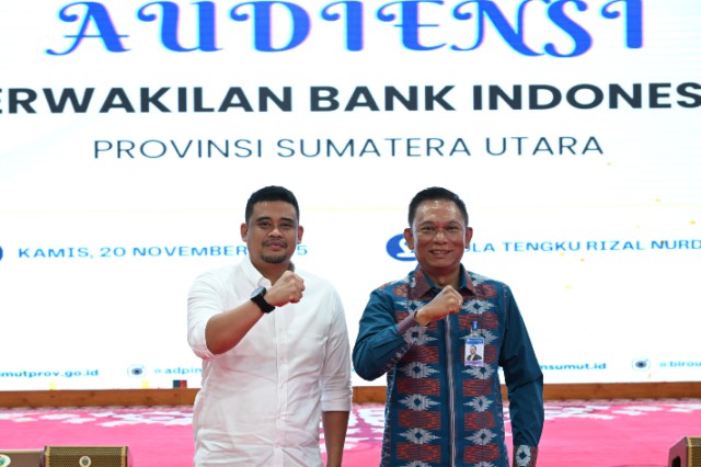 Teks : Gubernur Sumatera Utara Muhammad Bobby Afif Nasution menerima kunjungan Kepala Perwakilan BI Sumut Rudy Brando Hutabarat, di Aula Tengku Rizal Nurdin, Jalan Sudirman Nomor, Medan. (ist)
