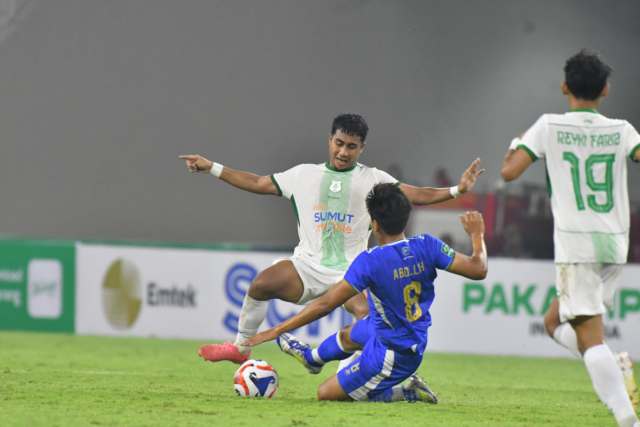 PSMS Medan saat bertandang ke kandang Adhyaksa FC dalam laga lanjutan putaran Championship Grup A Indonesia Championship 2025/26 di Banten International Stadium, Sabtu (18/10/2025) malam.