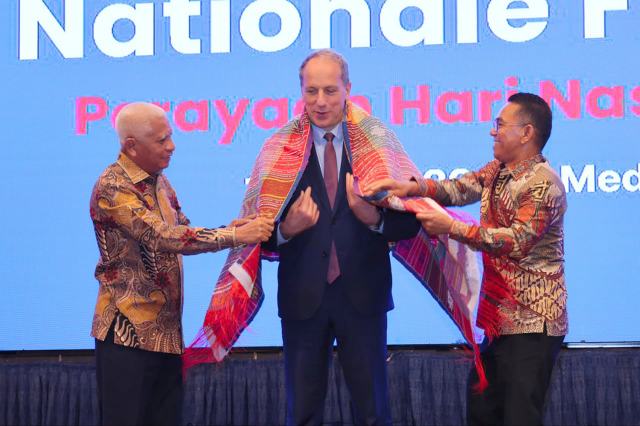 20260717_104826_resize_99 Wakil Gubernur (Wagub) Sumatera Utara (Sumut) Surya, menghadiri acara resepsi peringatan Hari Nasional Prancis (Bastille Day) di Hotel Grand Mercure, Jalan HM. Yamin Medan, Senin (14/7/2026) malam. Foto/Diskominfo Sumut